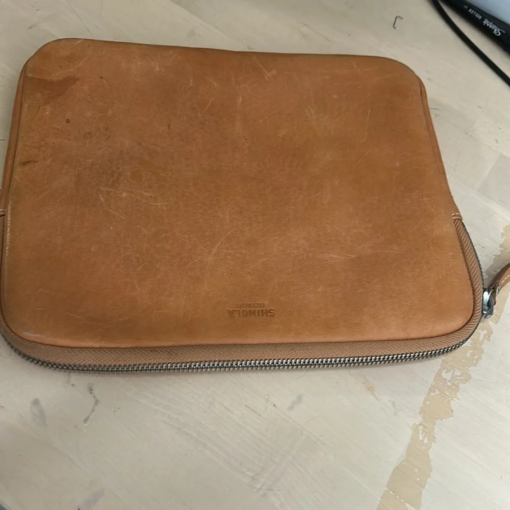 Shinola Leather Laptop Bag Minimalist Design, Brown Leather Zip Pouch